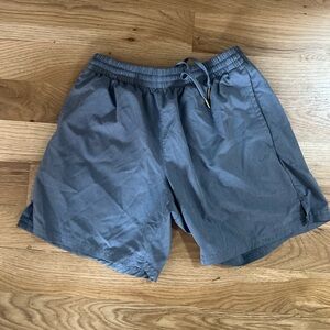 Gray shorts